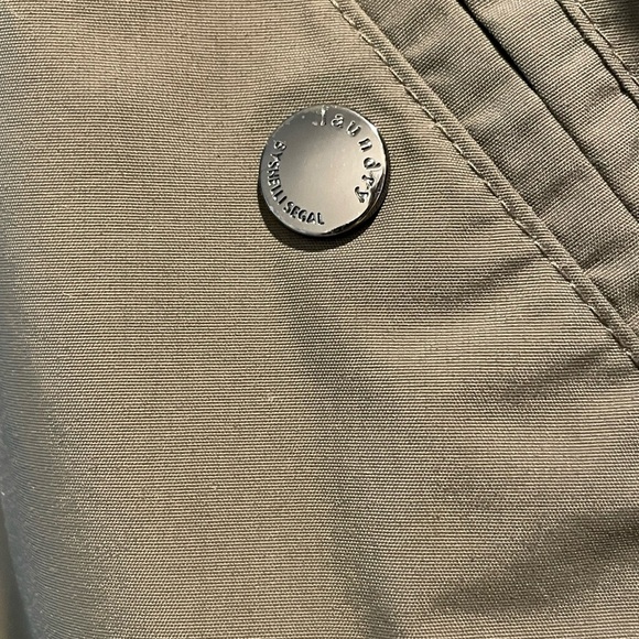 Laundry By Shelli Segal Green Raincoat with Adjustable Drawstring Waist and Hood - Picture 4 of 10